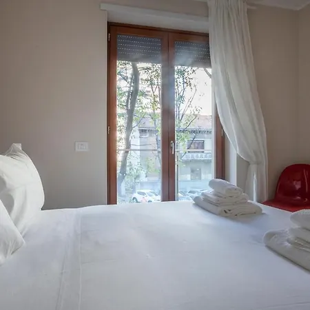 Italianway-principe Eugenio Flat Apartament *